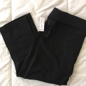 Old Navy Maternity Black Cropped Leggings NWT